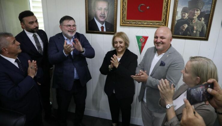 Menderes’te yeni dönem: Başkan vekili Asuman Şen görevi devraldı