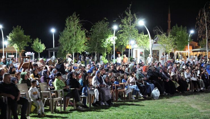 Osmancık’ta açık hava sinema gecesinde “Yıldızlar da Kayar” filmi izlendi