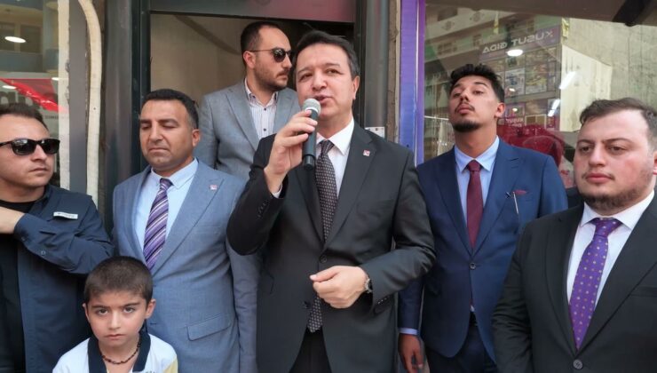 Saadet Partisi Genel Başkanı Arıkan Iğdır’da Sağlık Şikayetlerini Dinledi