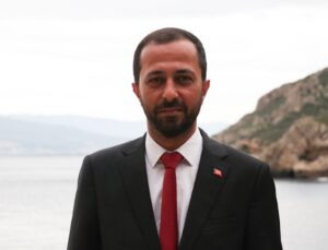 Şahika Ercümen’den Zafer Bayramı’na Özel Dalış