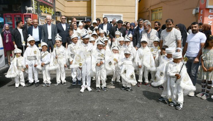 “Sarıkamış Belediyesi Geleneksel 2. Sünnet Şöleni ve Halk Konserleri” sona erdi