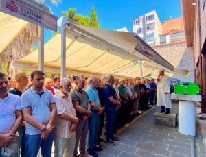Sinop Üniversitesi Rektörü’nün annesi son yolculuğuna uğurlandı