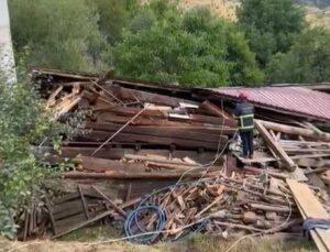 Taşköprü’de Tadilat Sırasında Ev Çöktü: 5 Yaralı