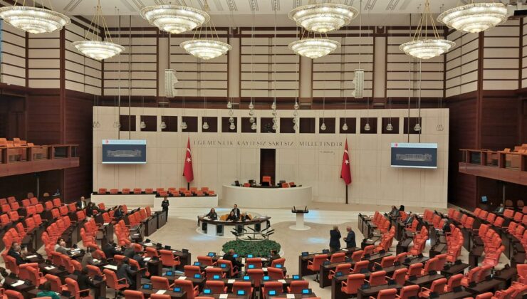 TBMM Genel Kurulu’nda “kürsü dokunulmazlığı” tartışması: “Bu kürsü milletin kürsüsüdür”