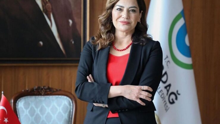 Tekirdağ Büyükşehir Belediye Başkanı Yüceer, CHP’den istifa ederek Yeni Parti’ye geçti