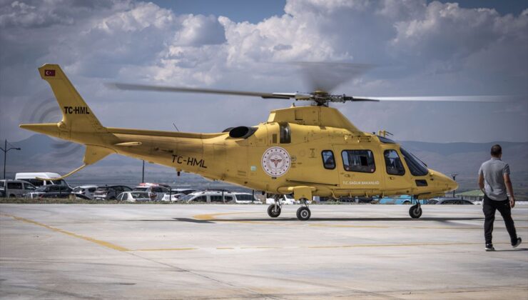Traktör Kazasında Genç Ambulans Helikopterle Hastaneye Ulaştırıldı