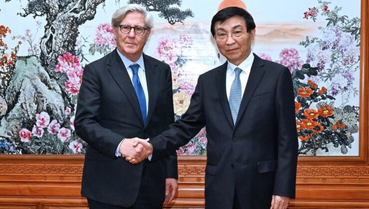 Wang Huning, ABD heyetiyle 3. Çin-ABD ‘Track 1.5’ Diyaloğu’nda bir araya geldi