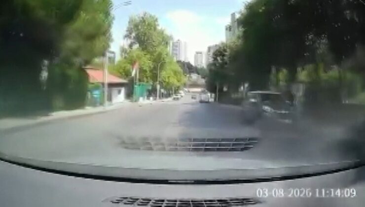 Yokuştan Kayan Otomobili Son Anda Durdurdu: O Anlar Kamerada