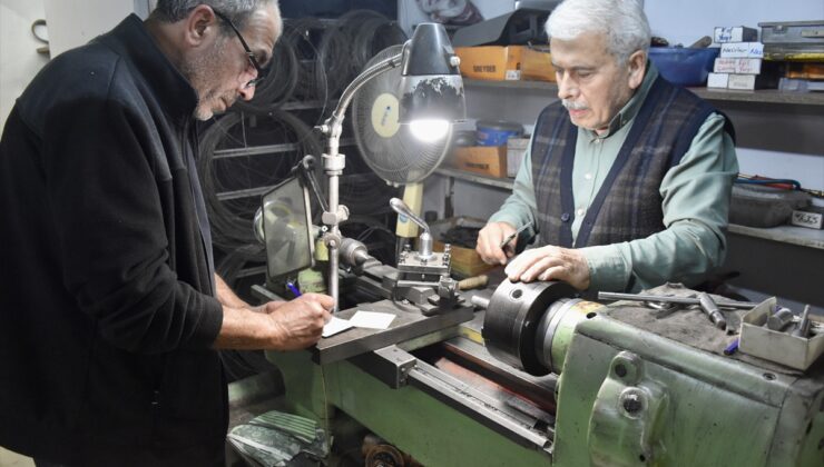 76 yaşındaki tornacı Zekeriya Şentürk, Ordu’da 2026 Yılının Ahisi seçildi