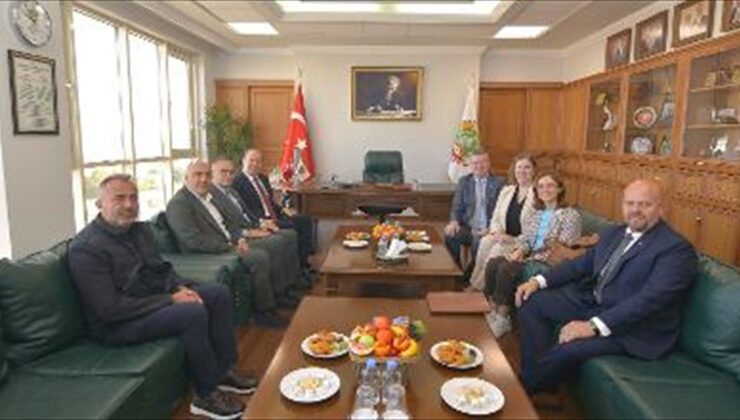 ABD’nin İstanbul Başkonsolosu Michael A. Lally, Edirne Ticaret Borsasını ziyaret etti
