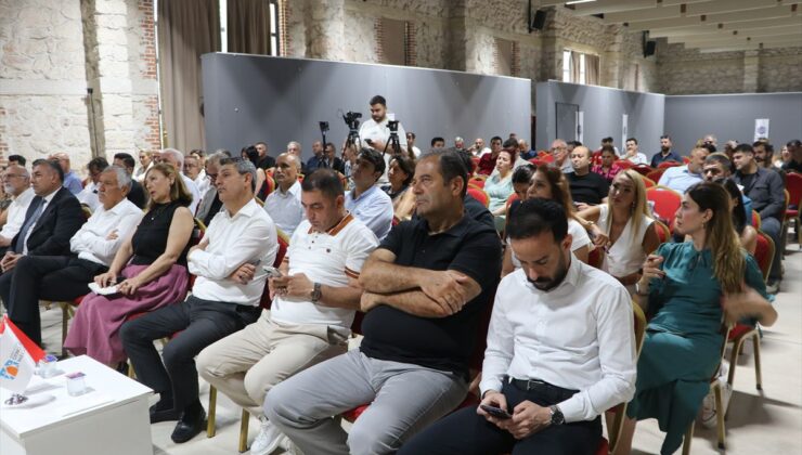 Adana’da Mikroplastik Kirliliği Forumu Düzenlendi