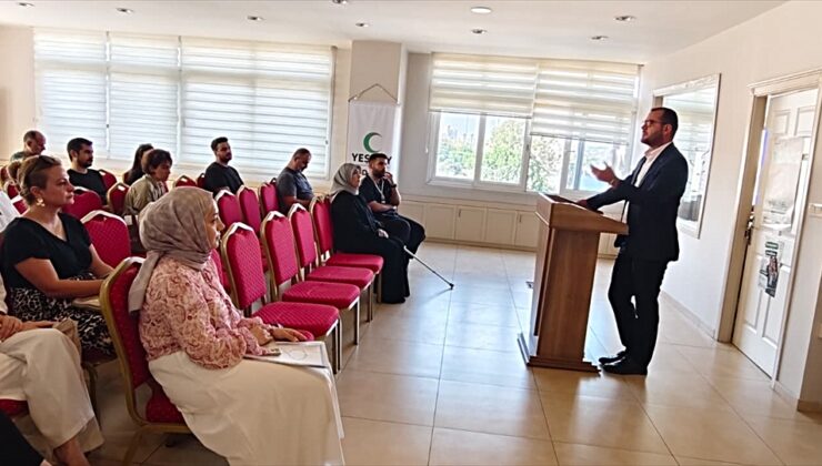 Adana’da Yeşilay, bağımlılıkla mücadele çalışmalarını sürdürecek