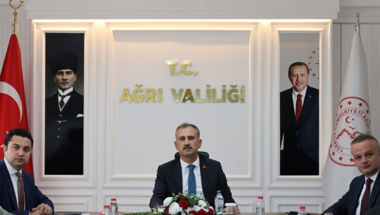 Ağrı’da SYDV performans toplantısı yapıldı, ülke sıralamasında yükseliş belirtildi