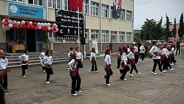 Alaçam’da İlköğretim Haftası kutlandı
