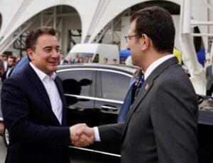 Ali Babacan’dan İmamoğlu’na verilen siyasi yasak kararına ilk yorum