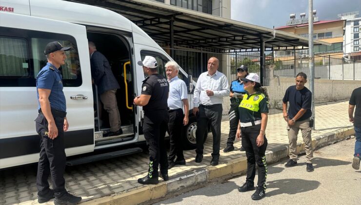 Anamur’da okul servis araçları denetlendi