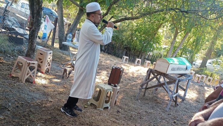 Antalya’da SUP yaparken dengesini kaybedip ölen genç Bolu Mudurnu’da defnedildi