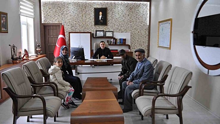Arpaçay’da askerlik yapamayan Fatih Demir’e Jandarma temsili yemin töreni düzenledi
