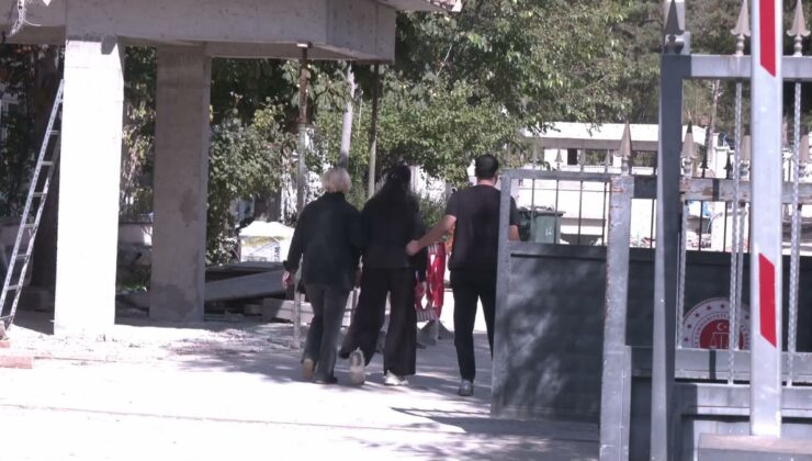 AYM önündeki eylemde yaşamına son veren emekli polis Şekeroğlu toprağa verildi