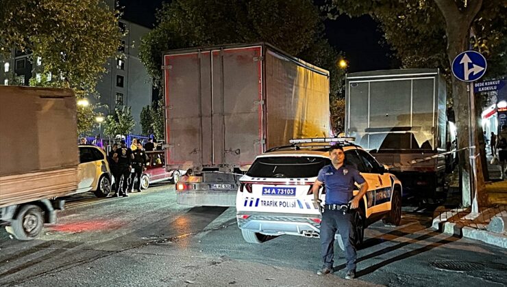 Bağcılar’da kamyonla çarpışan skuter sürücüsü öldü