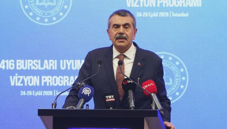 Bakan Tekin, 1416 bursiyerlerinin yurt dışında Türkiye’yi temsil ettiğini söyledi