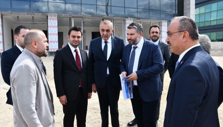 Bakan Yardımcısı Oruç Baba İnan, Tekirdağ’da Trakya model fabrikasını inceledi