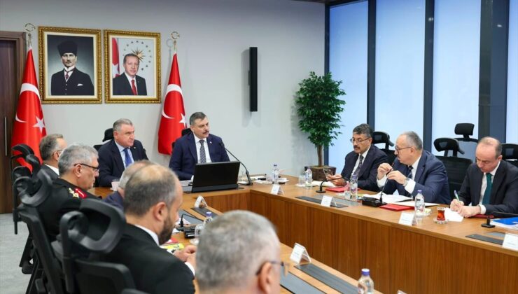 Bakanlar Çiftçi ve Bak 81 il valisiyle “Yurt Güvenliği” toplantısına katıldı