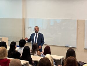 Bartın Üniversitesinde ilk ders ‘Terörsüz Türkiye’ oldu, Rektör Akkaya birlik mesajı verdi