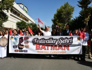 Batman’da festivaller kortejle tanıtıldı, geçen yıl 1 milyon 620 bin kişi geldi