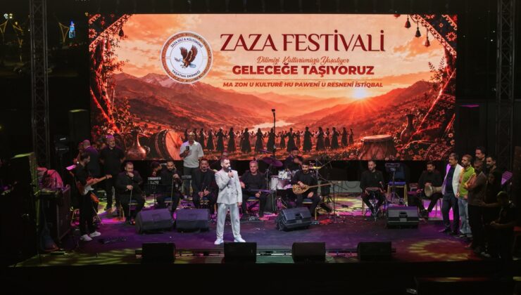 Bingöl’de Zaza Festivali, sanatçıların sahne aldığı ikinci günün ardından sona erdi.