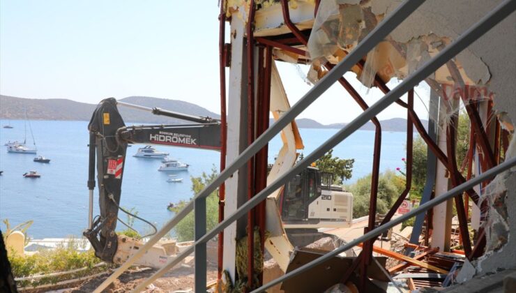 Bodrum’da 8 ayda 74 kaçak yapı yıkıldı