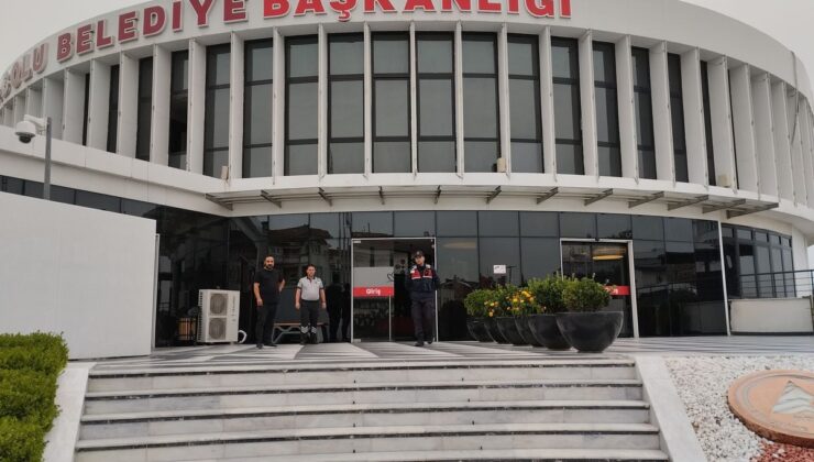 Bolu Belediyesi’nde Çöp Toplama Skandalı: 22 Gözaltı