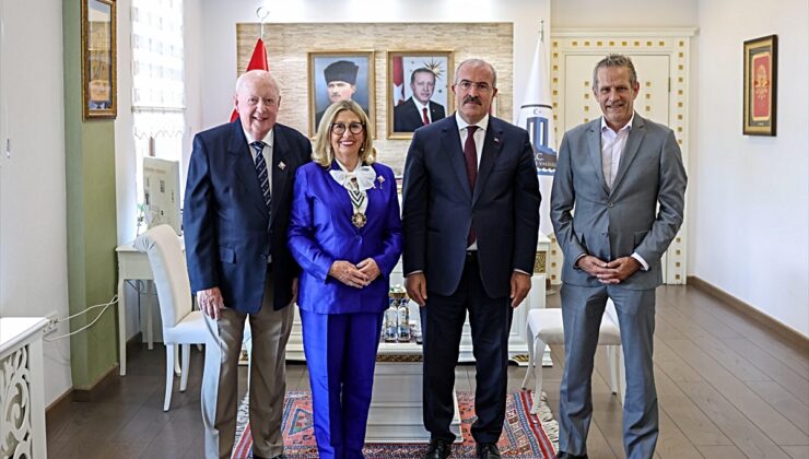 Çanakkale Valisi Toraman’a Kanada heyetinden ziyaret