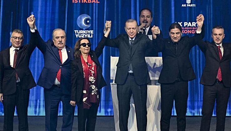 Çok sayıda milletvekili ve belediye başkanı AK Parti’ye geçmek için gün sayıyor
