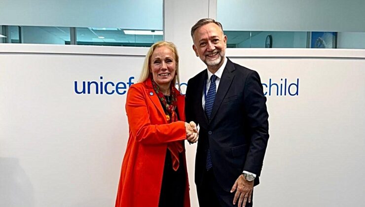 Dışişleri Bakan Yardımcısı Gümrükçü, New York’ta UNICEF yetkilisiyle görüştü