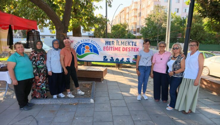 Edirne Keşan’da el emeği ürün satışından 45 bin lirayla 15 öğrenciye destek verildi