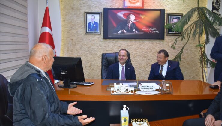 Erbakan, Afyonkarahisar’da partisinin yaklaşık 60 yıllık geçmişi olduğunu söyledi