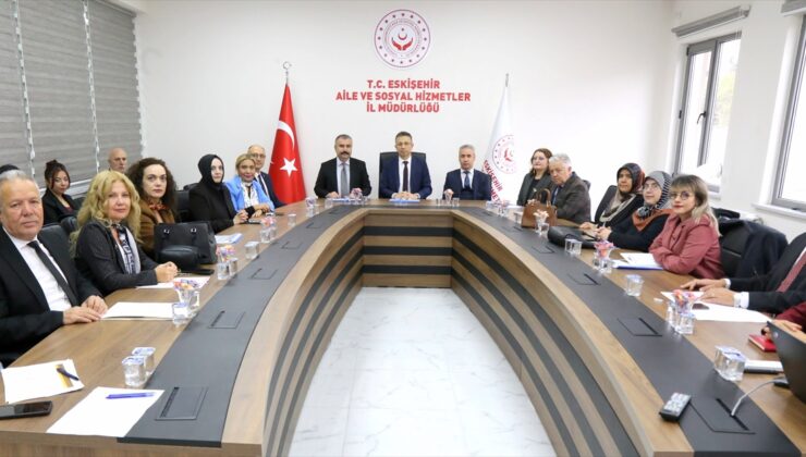 Eskişehir’de aile eylem planı toplantısı Vali Yardımcısı Güney başkanlığında yapıldı