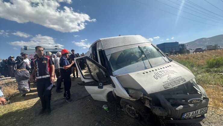 Hakkari’de servis kazası: 6 yaralı