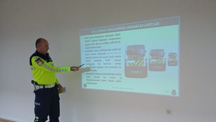 Havza’da okul servis sürücülerine ve rehber personeline trafik semineri verildi