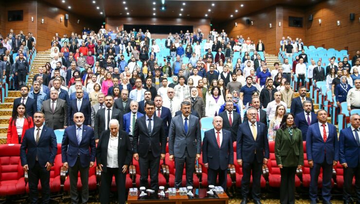 İçişleri Bakan Yardımcısı Çelik, Uşak Üniversitesinde etkinliğe katıldı