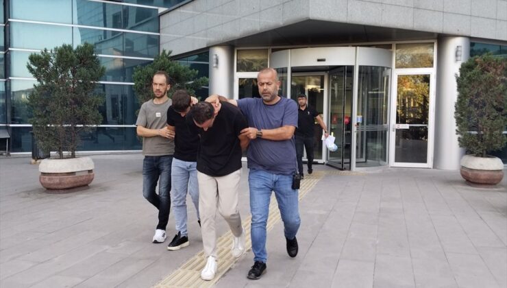 İnegöl’de polis kisvesiyle 71 yaşındaki kadını dolandıran 2 şüpheli tutuklandı