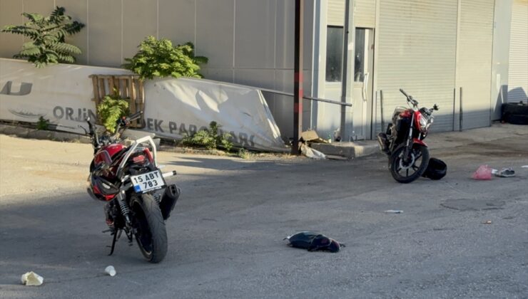 Karaman’da iki motosiklet çarpıştı, 3 kişi yaralandı