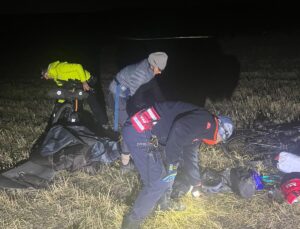 Kars Susuz’da bisikletli 2 turist gece kaybolunca jandarma ve AFAD buldu