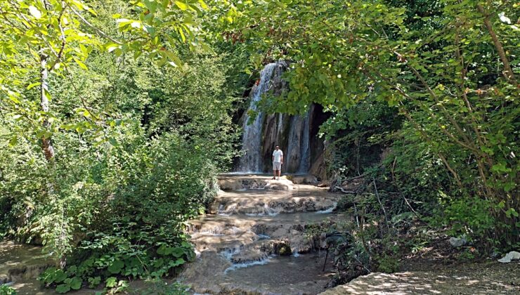Kastamonu Araç’taki Okçular Şelalesi yılda yaklaşık 40 bin ziyaretçi ağırlıyor