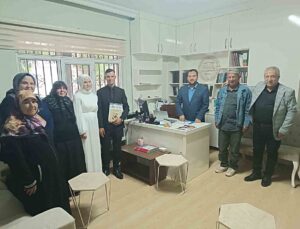 Kütahya Tavşanlı’da yeni evli çiftlere aile içi iletişim rehberliği sürüyor
