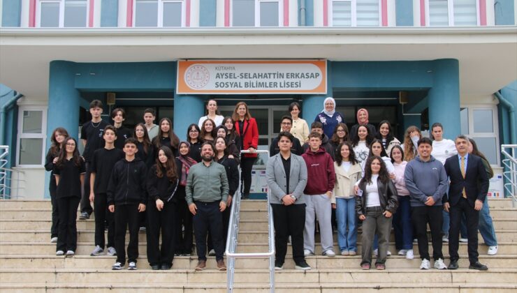 Kütahya’da 12 İspanyol öğrenci ve 2 öğretmen kenti bir hafta boyunca tanıyacak