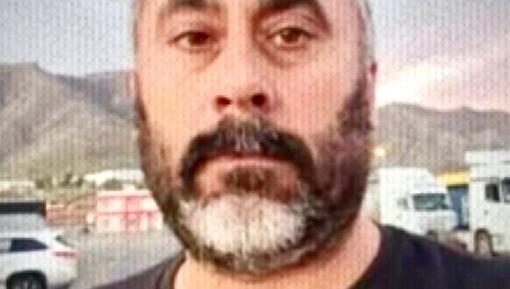 Lastiği patlayan TIR, önündeki TIR’a çarptı ; 1 ölü