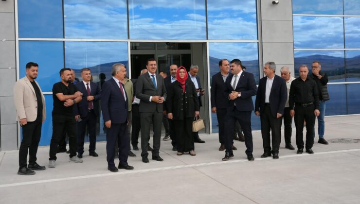 Malatya Havalimanı’nda yeni terminal 13 uçak kapasitesiyle yolcu kabulüne başladı