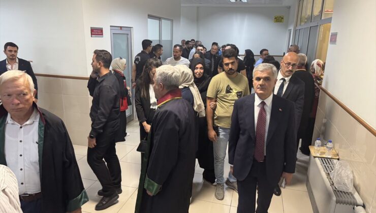 Maraş’ta saldırganın anne ve babasının yargılanmasına başlandı